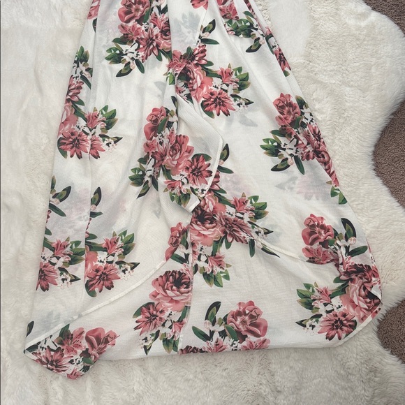 Floral Maxi Dress with Pink and Green Accents - Picture 5 of 7